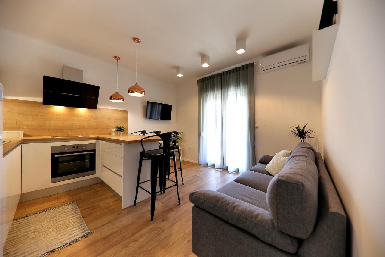 Apartments Meri-Puntamika Zára Kültér fotó